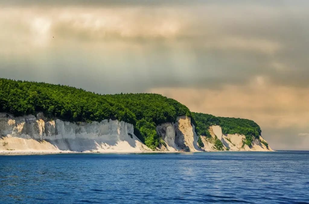 Kreidefelsen auf Rügen im Revier Bodden bis Rügen